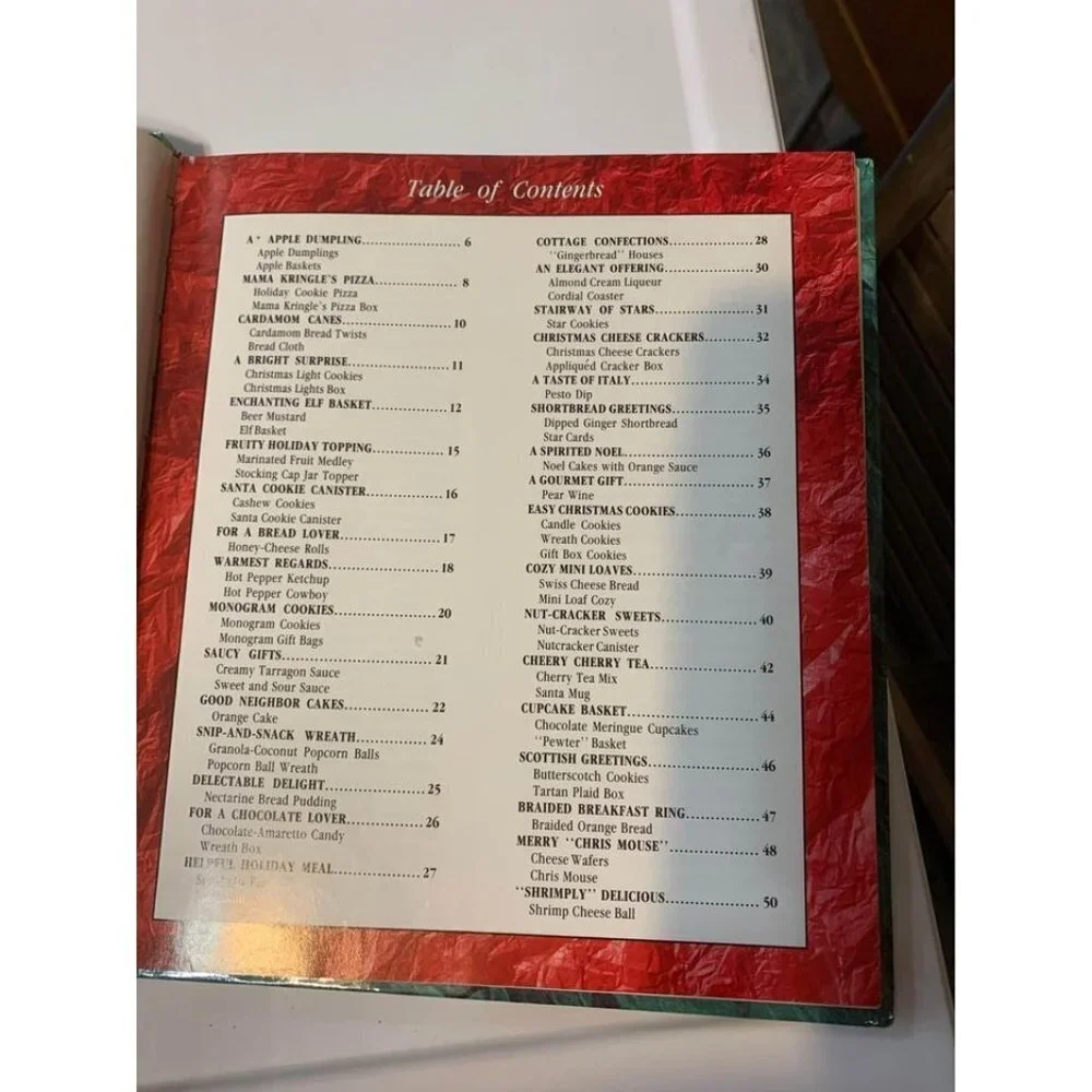 Vintage 1991 Christmas Gifts of Good Taste Book Handmade Holidays by Leisure Art